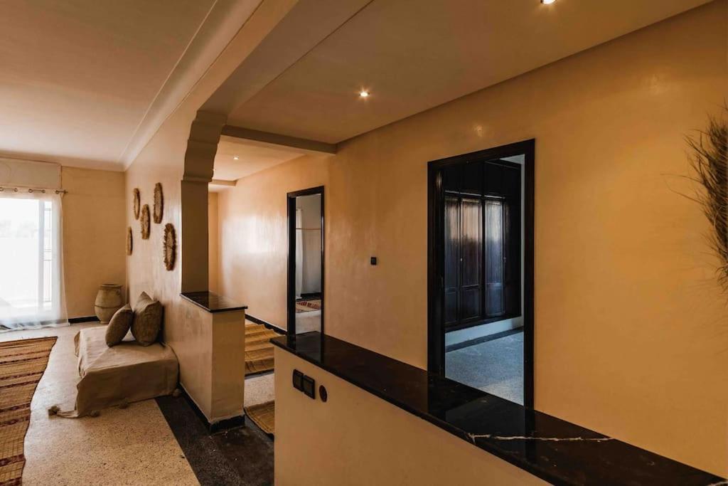 Central Majorelle Apartment Sleeps 4 Маракеш Екстериор снимка